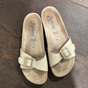 Women's Leather Buckle Sandals